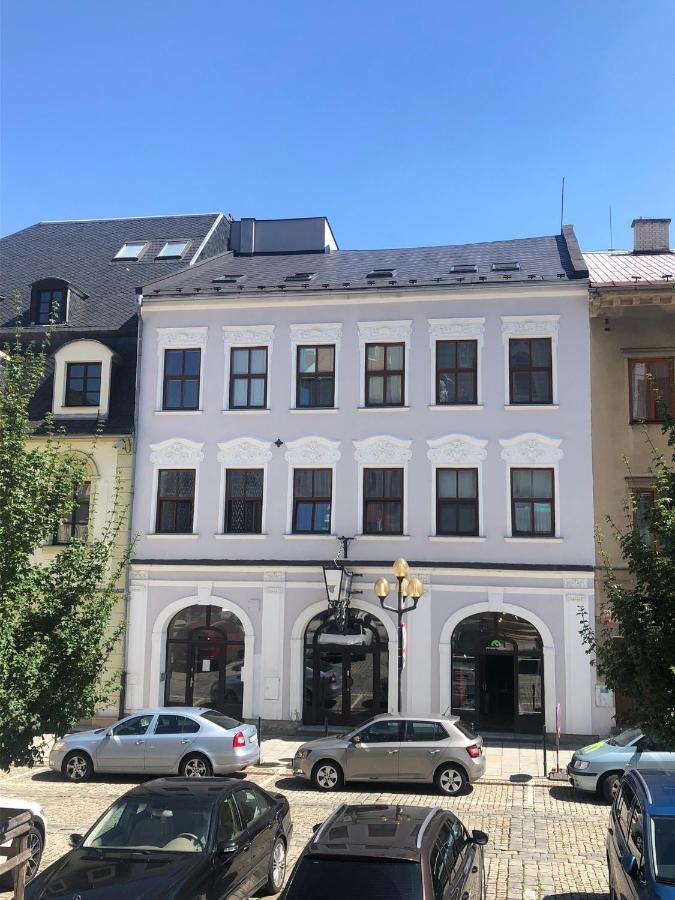 Apartmany Na Namesti Šumperk Exteriör bild
